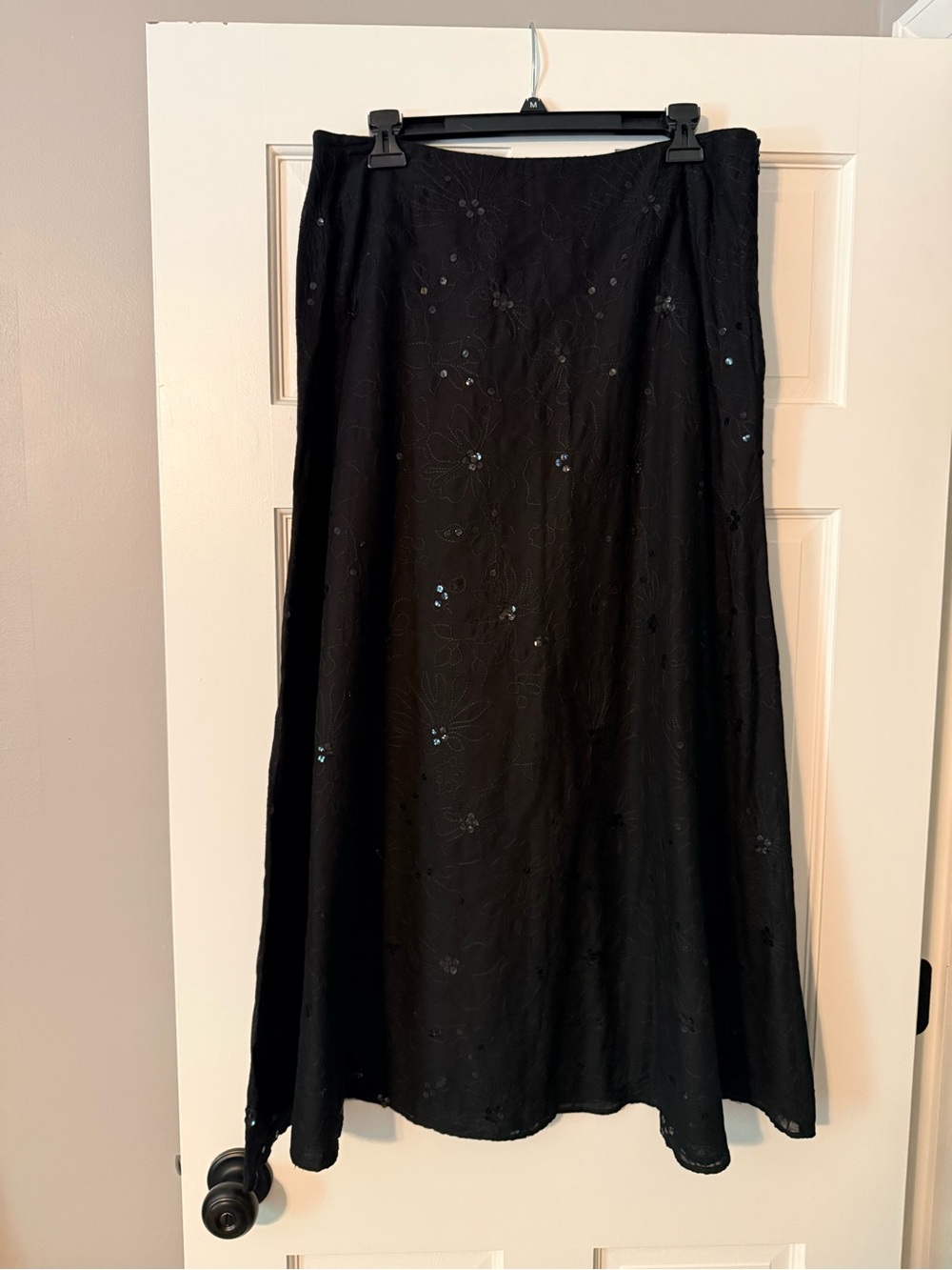 Liz Claiborne Black Embroidered A-Line Maxi Skirt with Sequin Detail